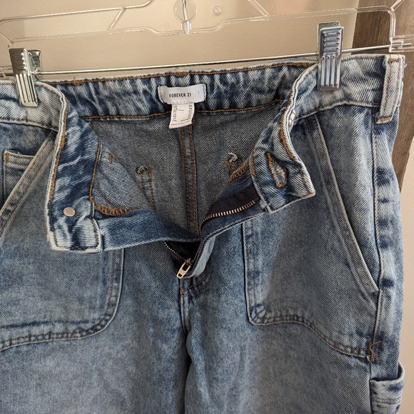 Forever 21 Carpenter Jean Size 26 - Picture 3 of 4